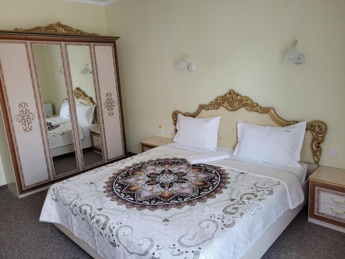Lotus Boutique Hotel เดวา ภายนอก รูปภาพ